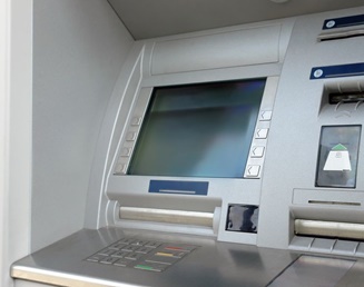 Frontblende aus PUR-IHS mit Flammschutz nach UL94-V0